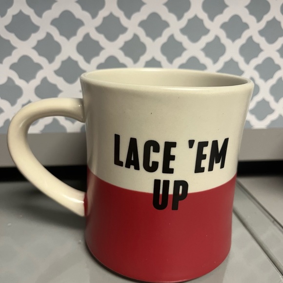 Lace ‘em mug - Picture 4 of 4